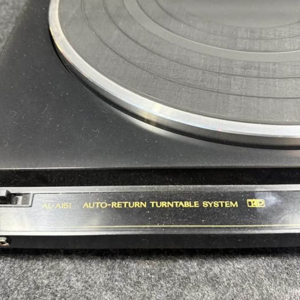 JVC AL-A151 Auto-Return Turntable System - Picture 3 of 6